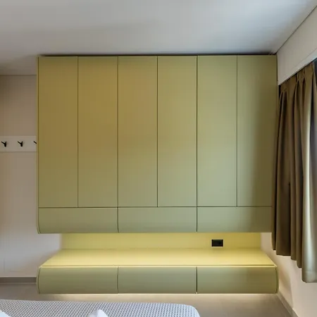 Apartment The View - Tiffany Luxury 2 Bedroom Free Parking, Sarande